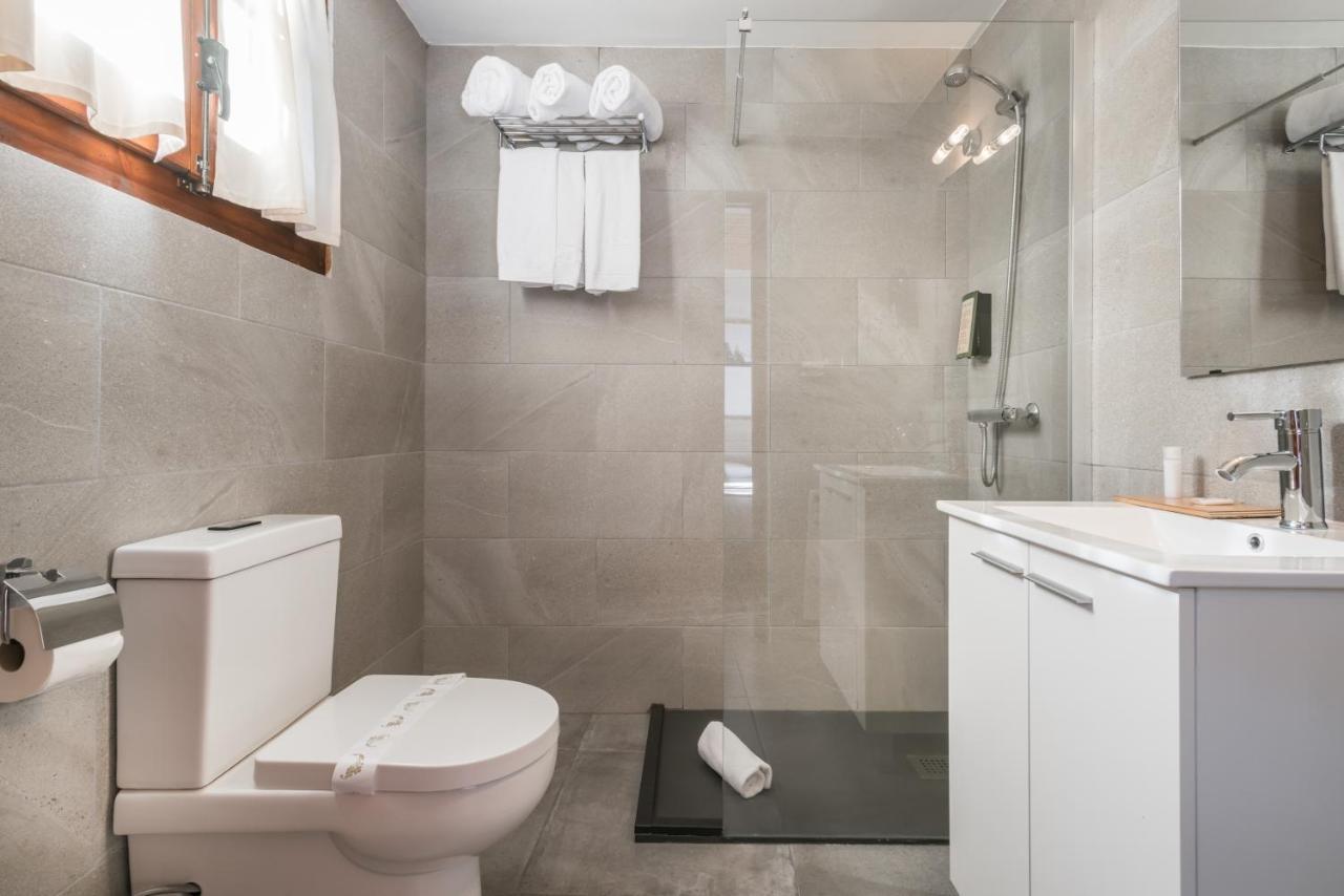 Habitación Doble con cama supletoria (2 adultos + 1 niño) - 2 camas
