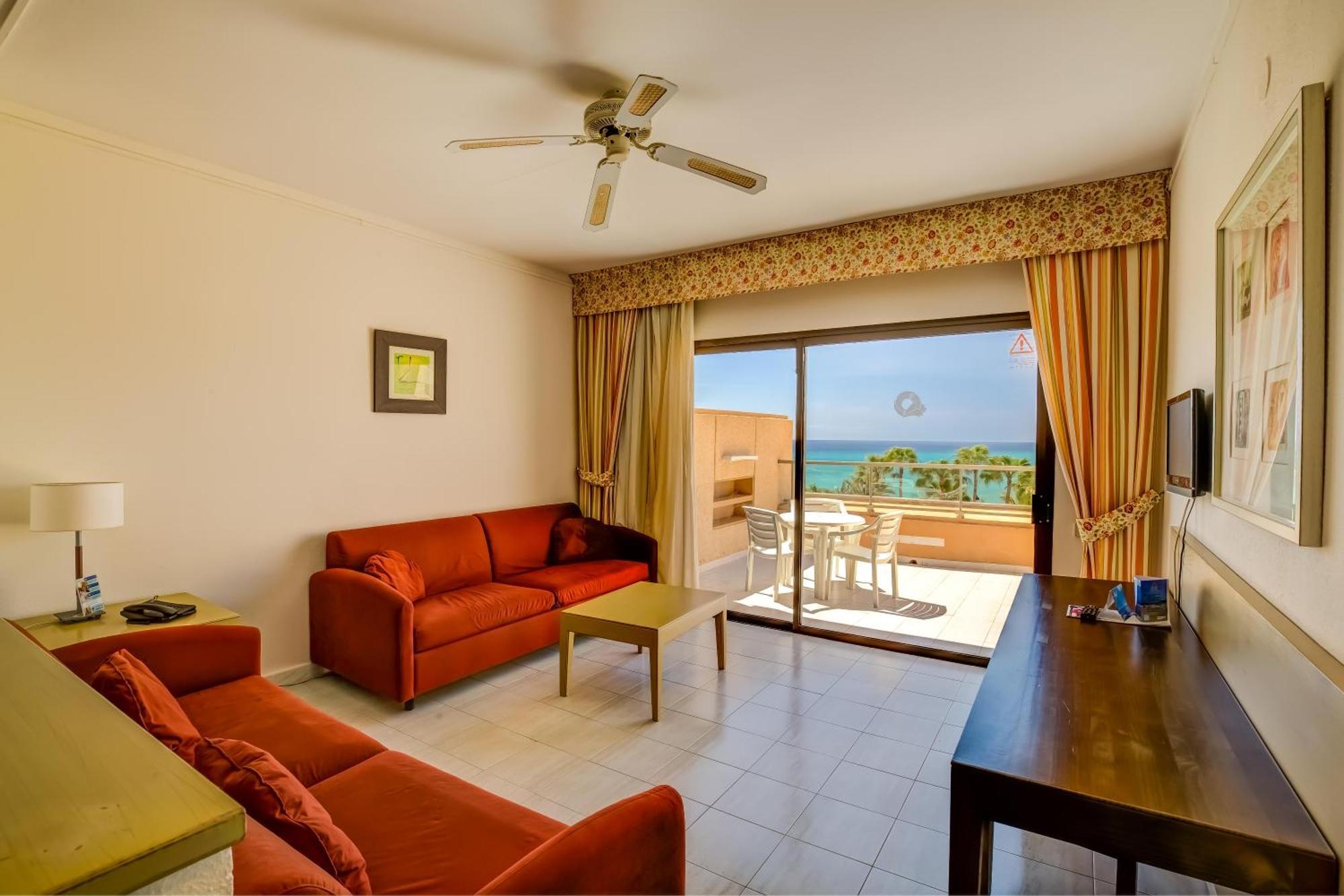 Family Room with Sea View (2 Adults),1272430537:JPEG