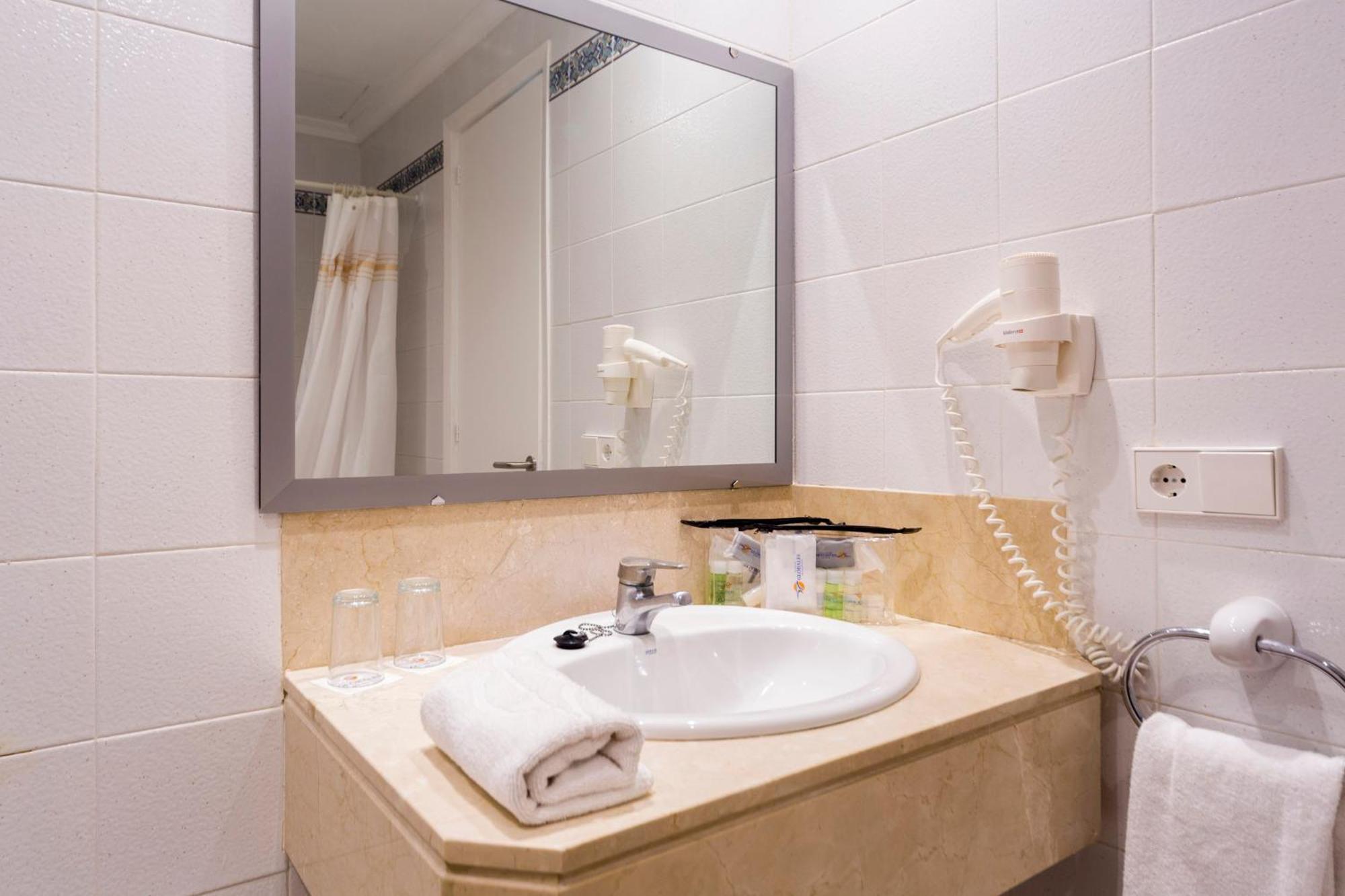 Doppelzimmer Aquatic Park (3 Erwachsene)