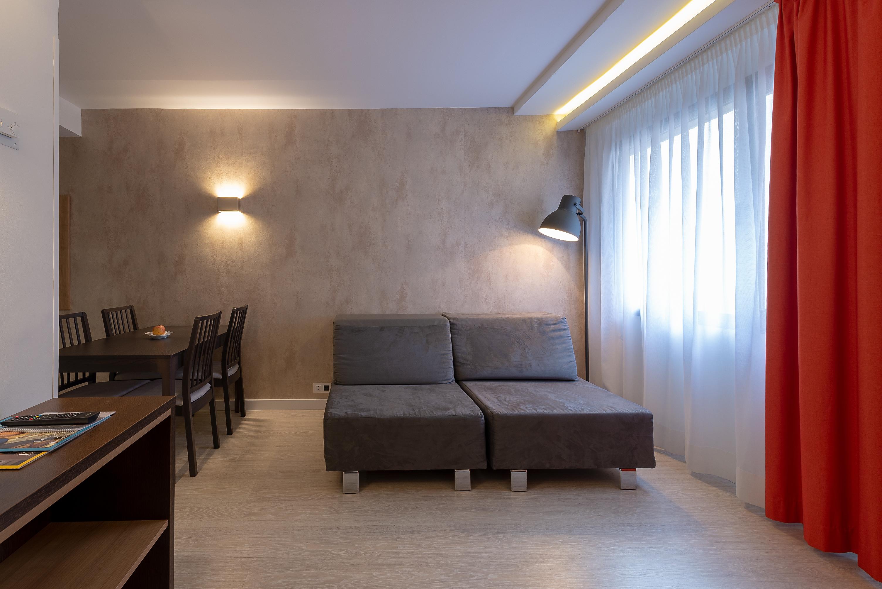 Apartment (1-4 Adults)