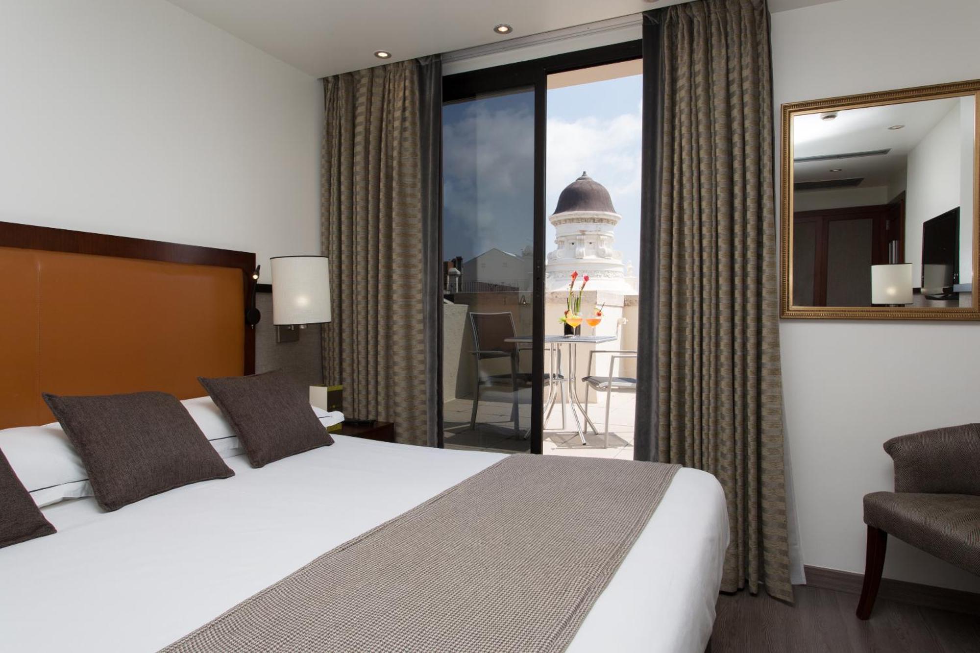 Chambre Double ou Lits Jumeaux Supérieure avec Terrasse