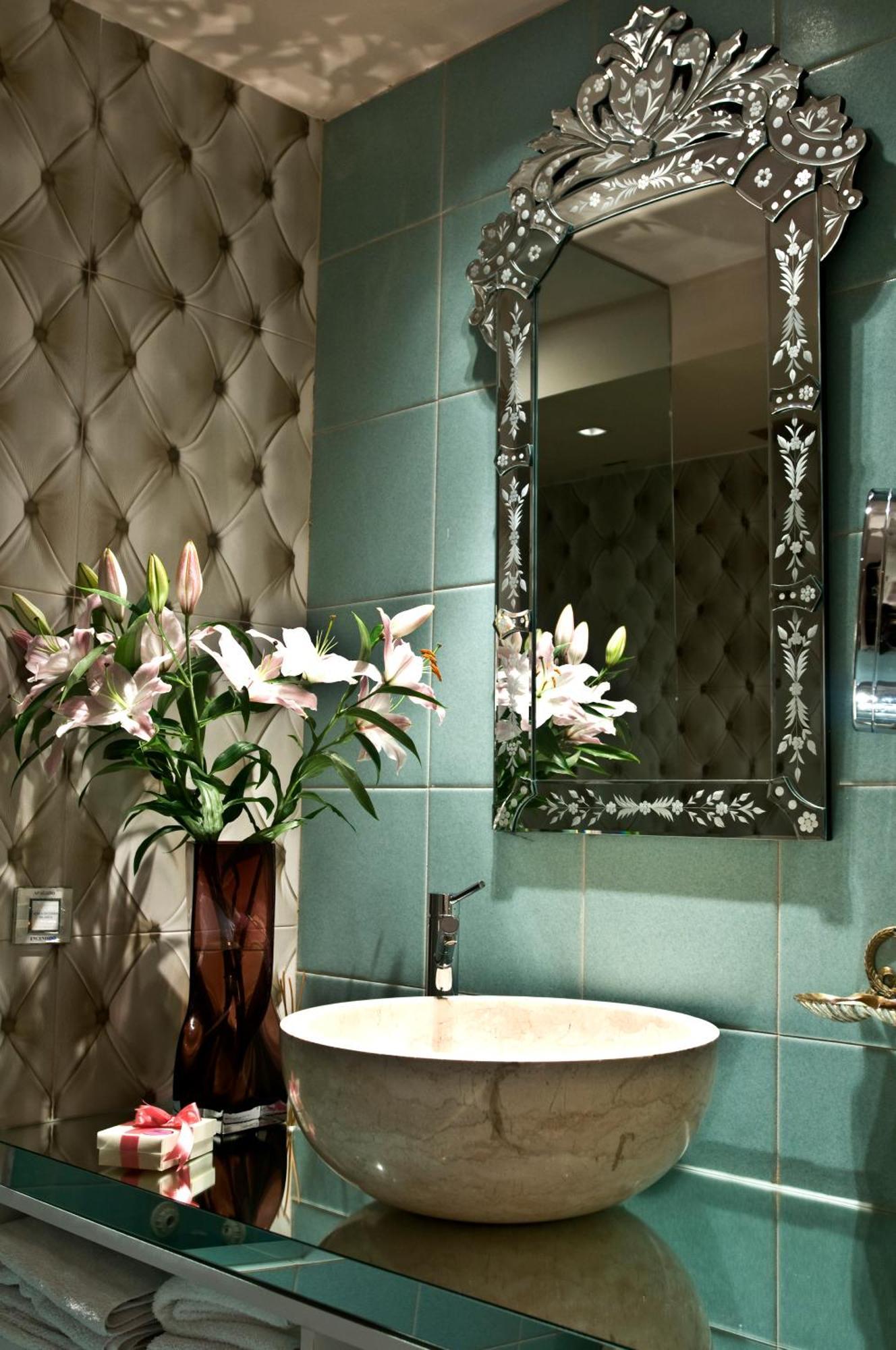 Queen Room with Spa Bath