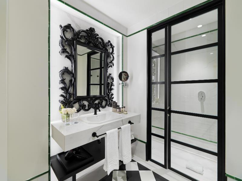 Chambre Double ou Lits Jumeaux - Vue sur Ville