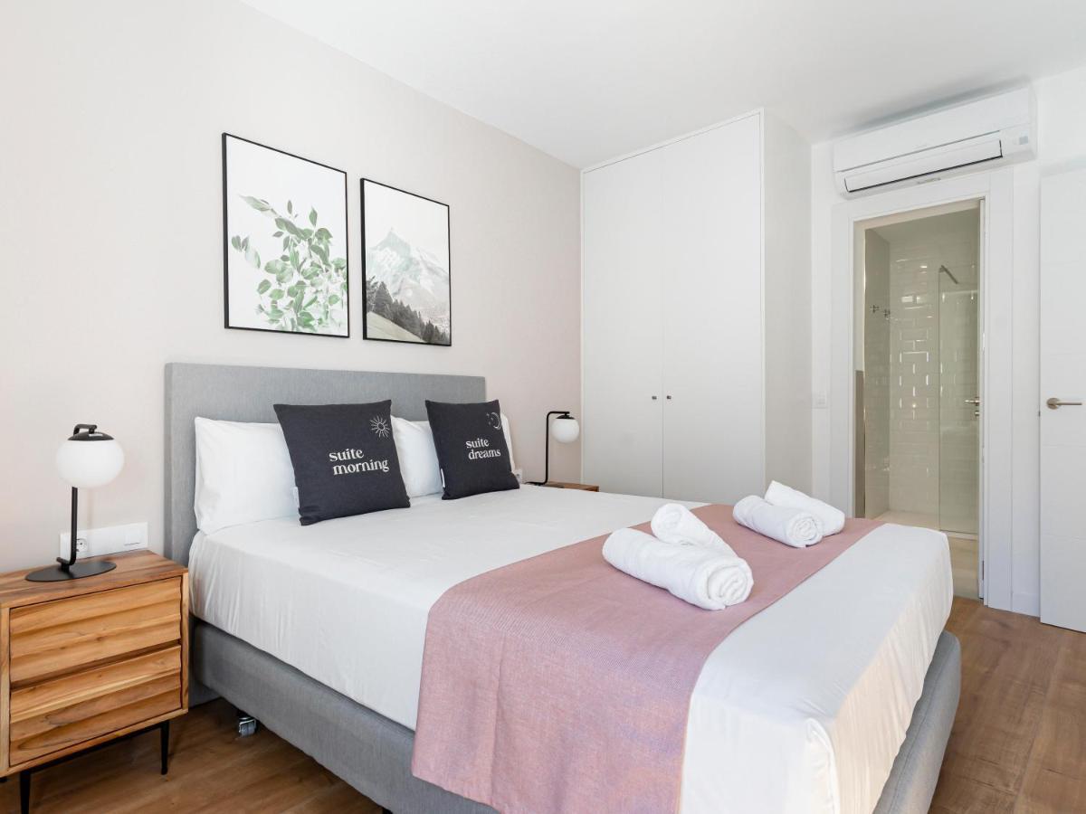 One-Bedroom Apartment with Balcony (LT)