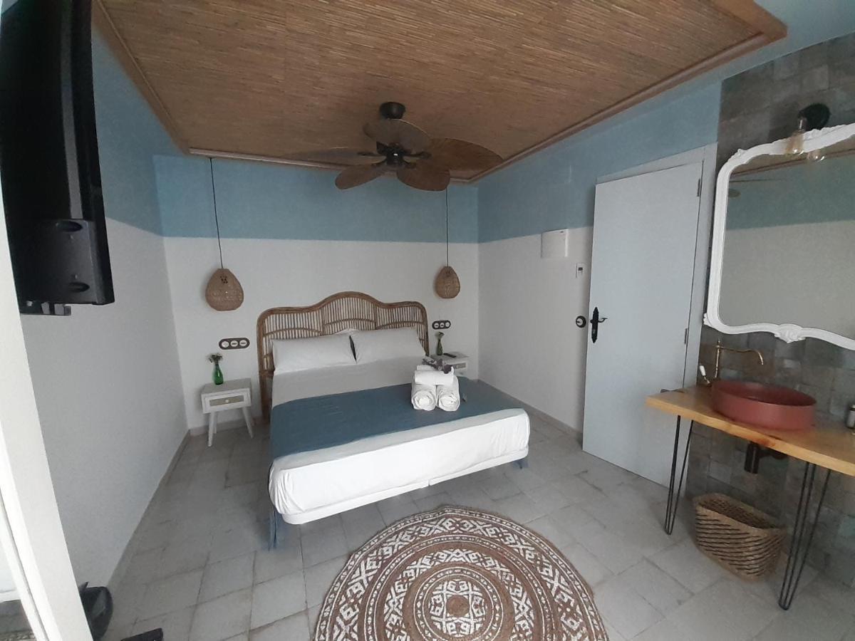 Deluxe Double Room Side Sea View