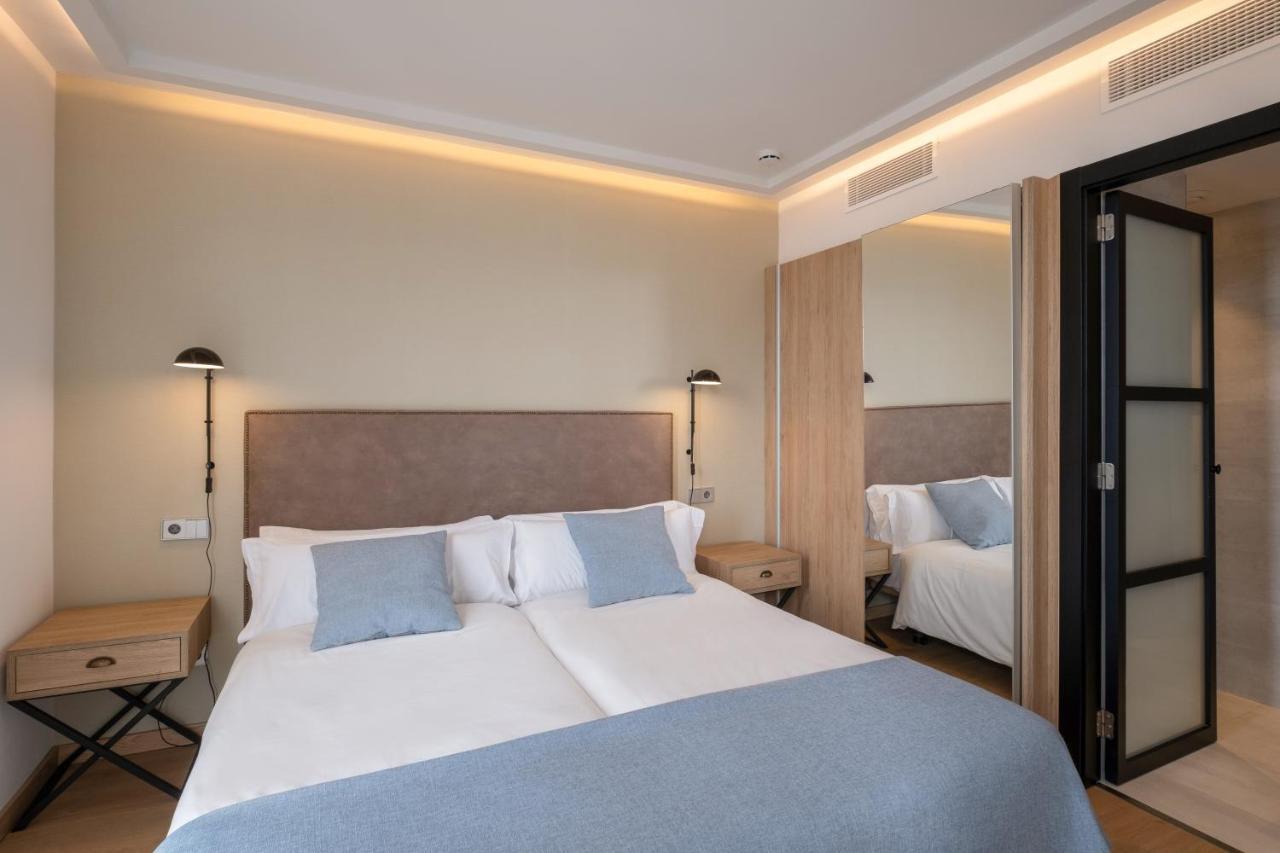 Standard Two-Bedroom Apartment terrace,1299913066:JPEG