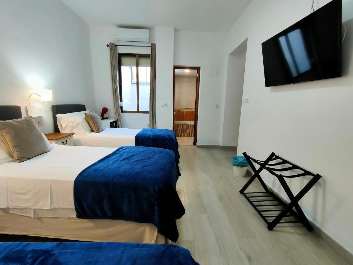 Twin Room with Extra Bed,1351383160:JPEG