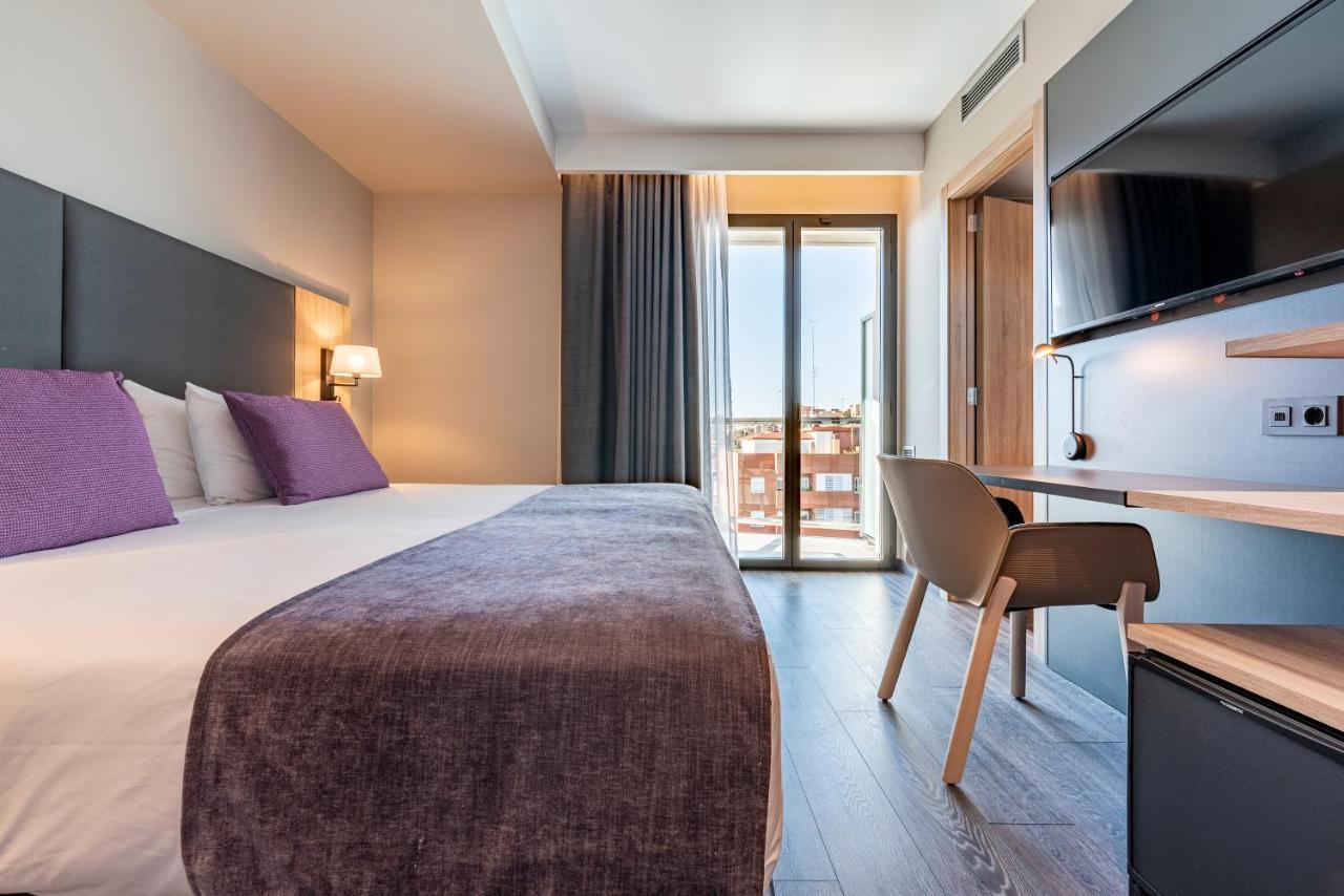 Doppelzimmer mit Stadtblick und Balkon