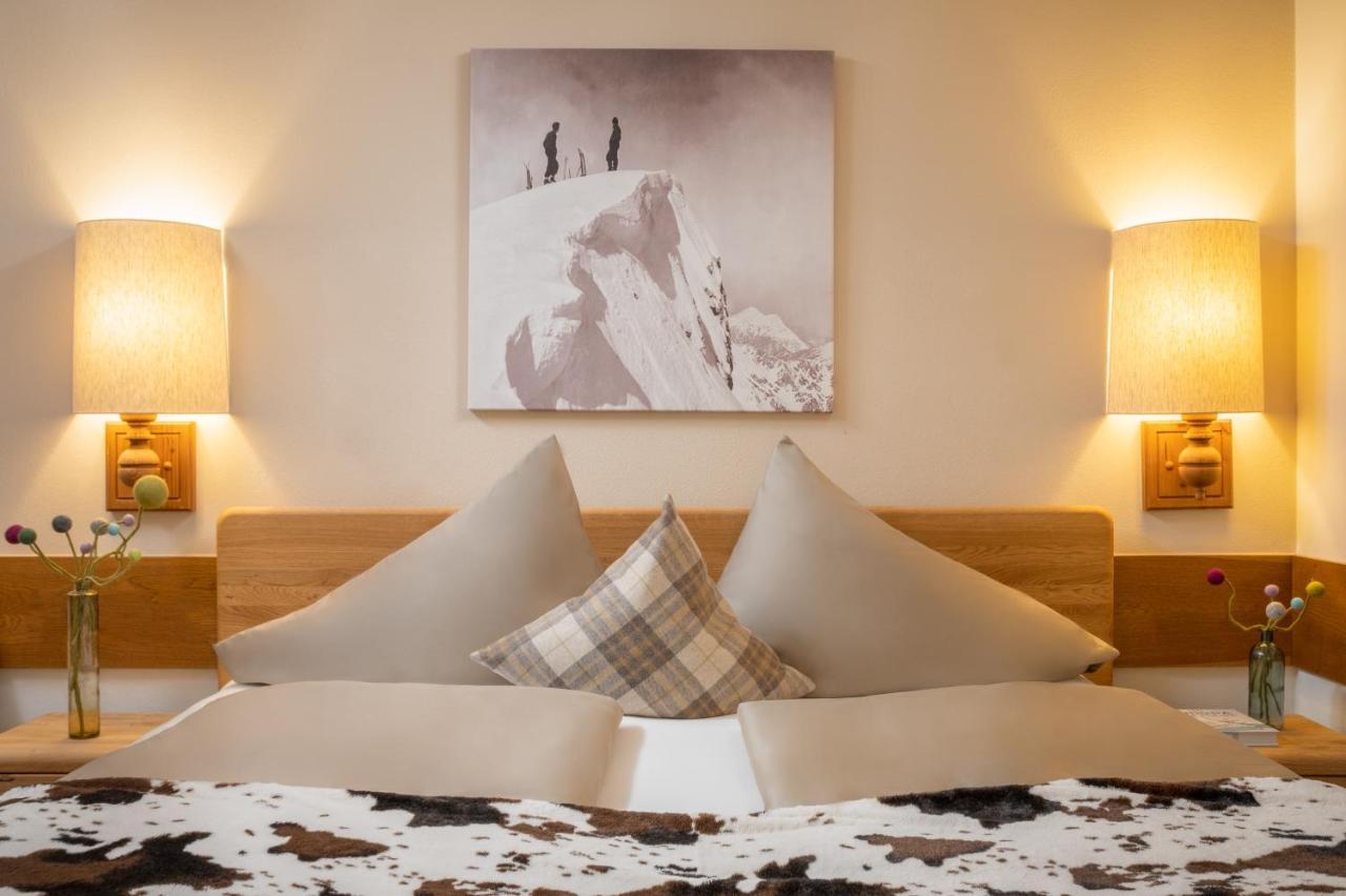 Double or Twin Room,1010267923:JPEG
