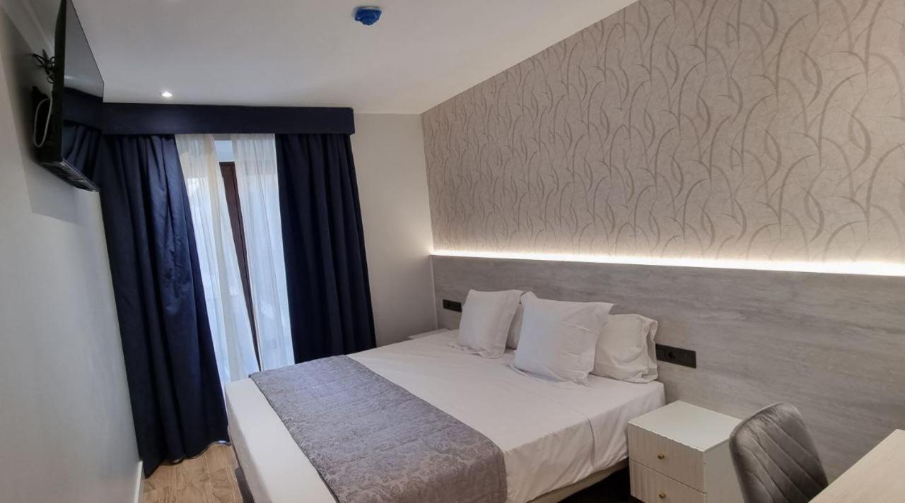 Deluxe Çift Kişilik Oda - Balkonlu