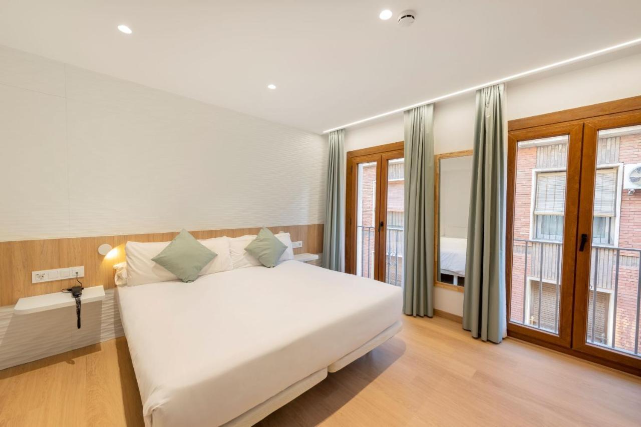 Standard ApartmentNo access to the pool or rooftop