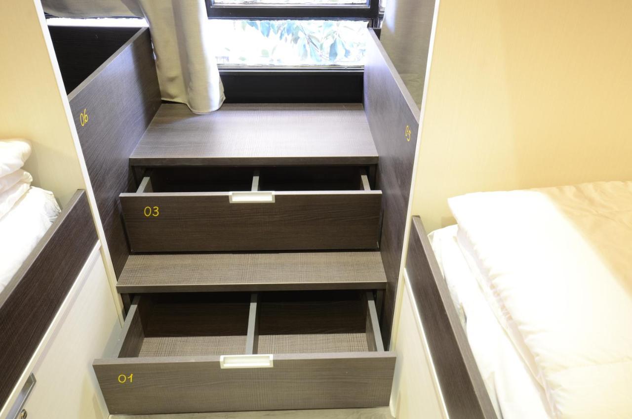 Bed 6-Bed Mixed Dormitory Room