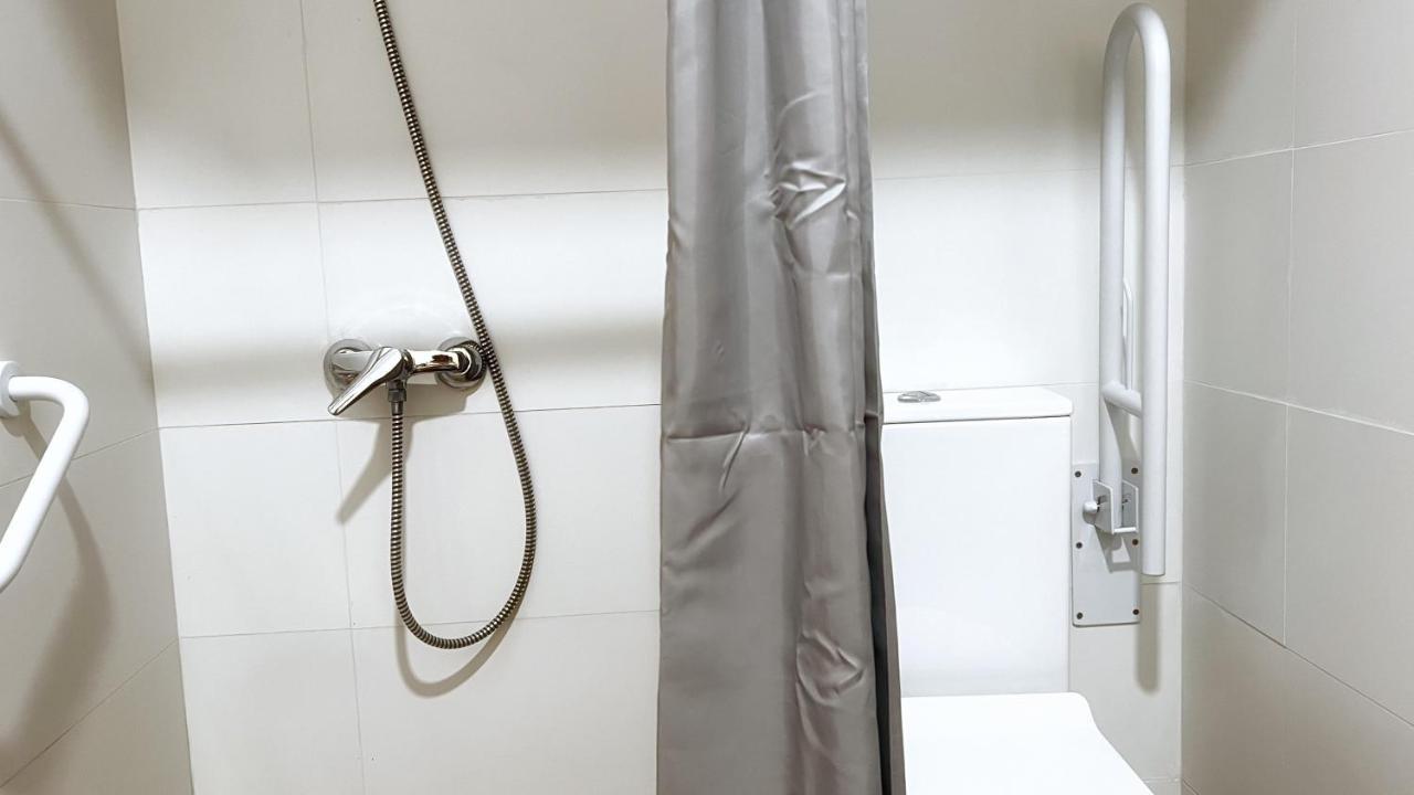 Camera Singola con Bagno Privato