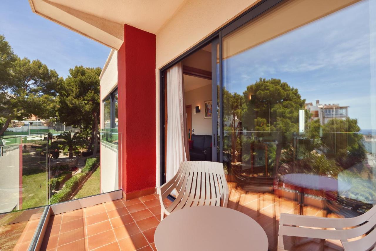 Double Room Balcony Front Sea View