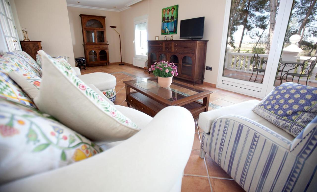 Suite Terrace,1346175203:JPEG