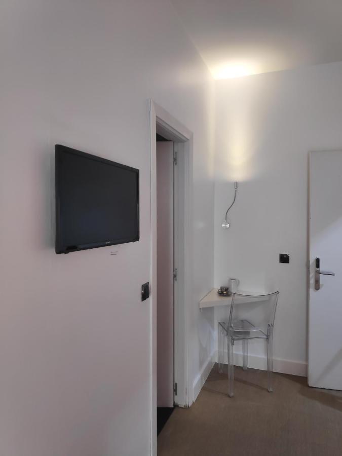 Large Double or Twin Room