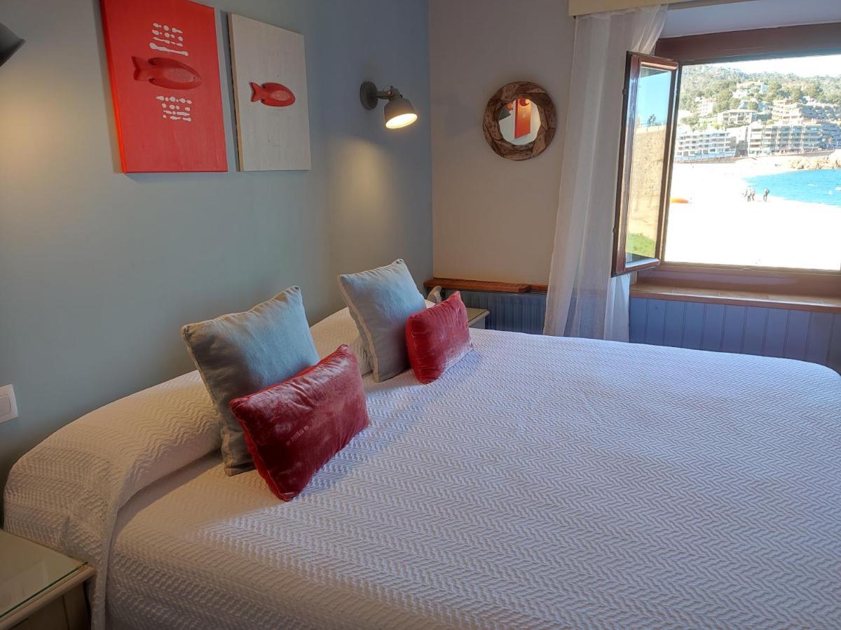 Double or Twin Room Sea View