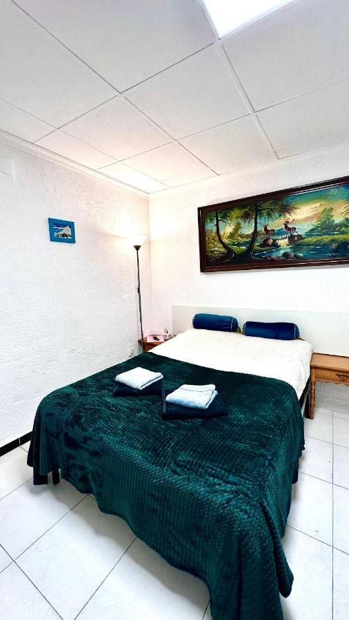 Chambre Quadruple avec Salle de Bains Privative