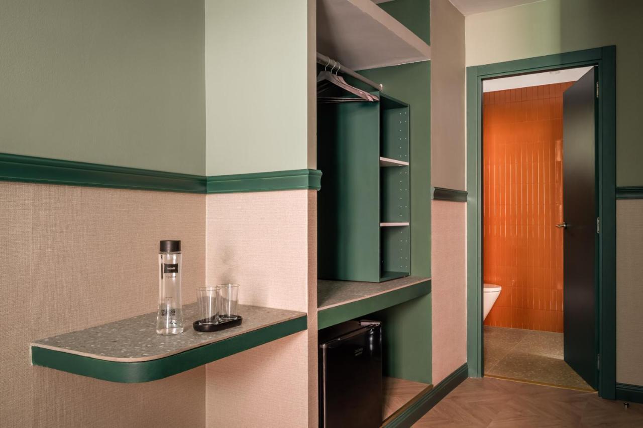 Double Room,1405773113:JPEG