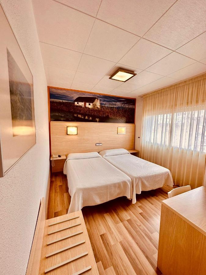 Double Room,1397447042:JPEG