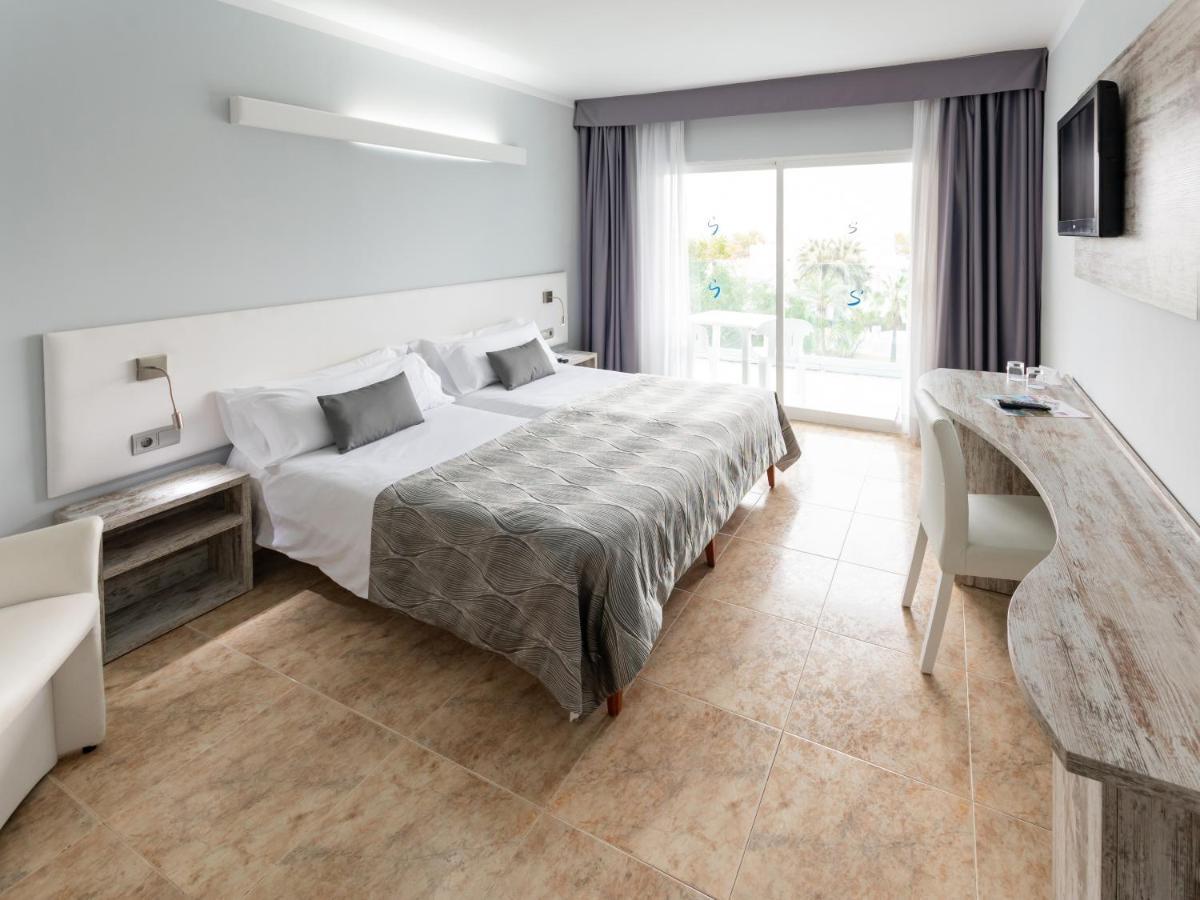 Double or Twin Room with Balcony,1399434677:JPEG