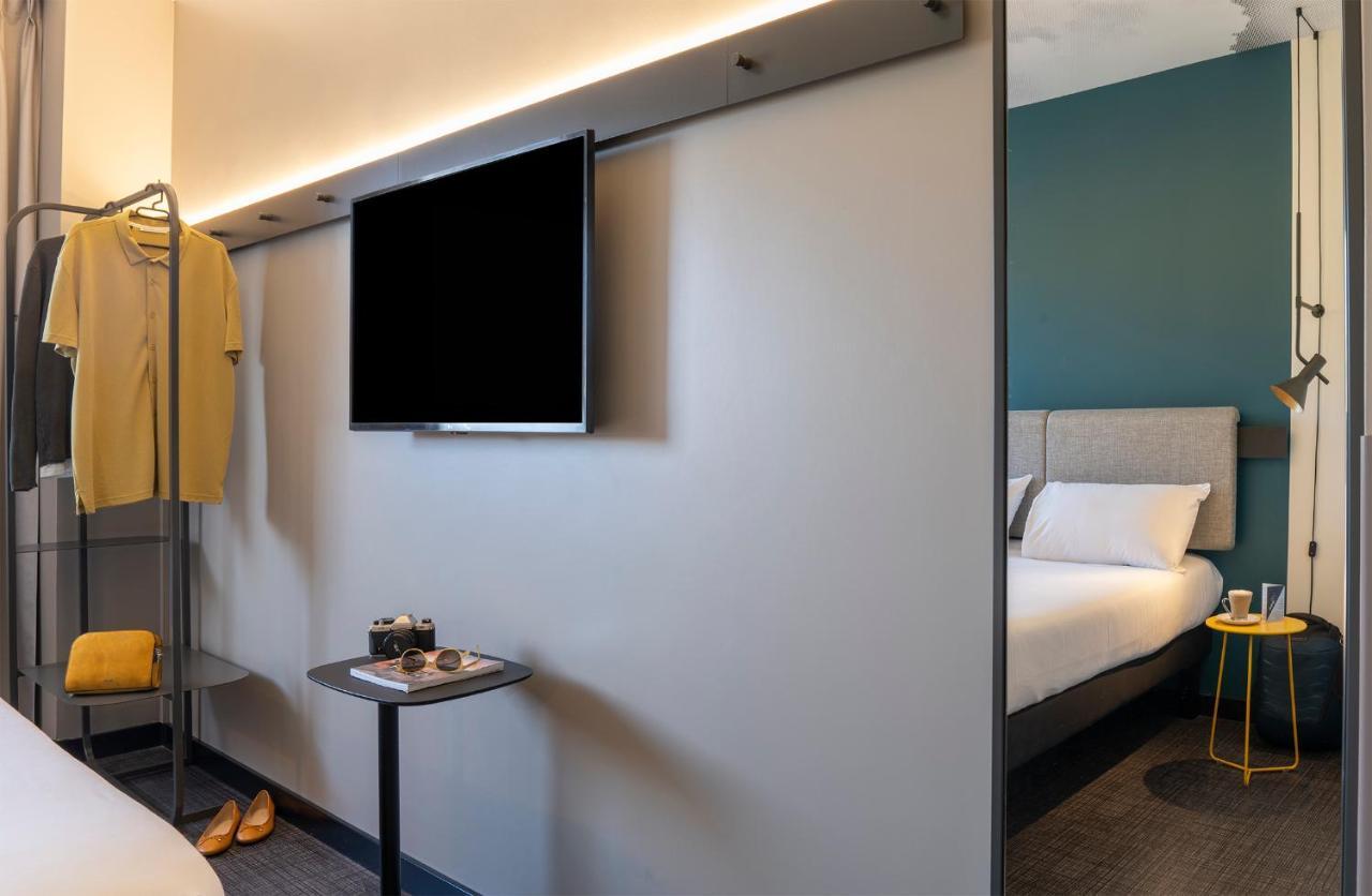 Habitación Doble Superior con sofá cama