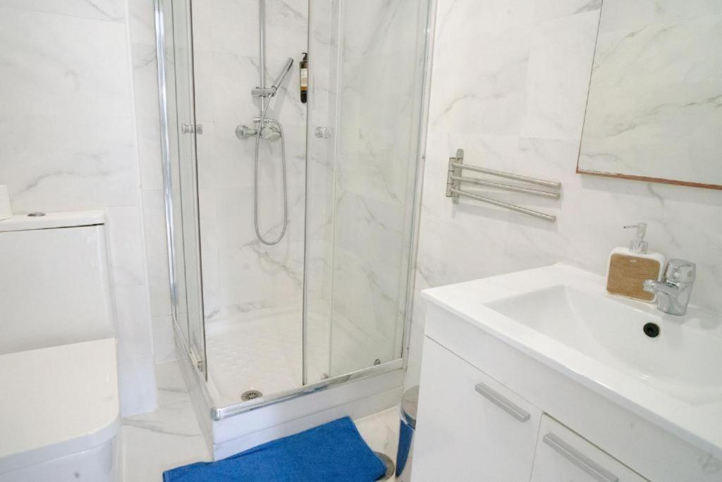 Double Room,1598526308:JPEG