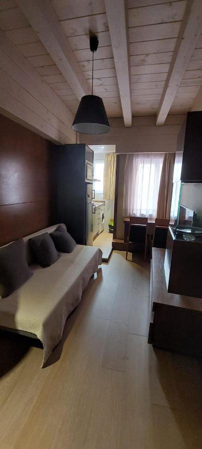 One-Bedroom Apartment,1407172508:JPEG