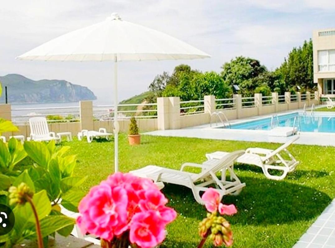 Double Room with Balcony and Parking