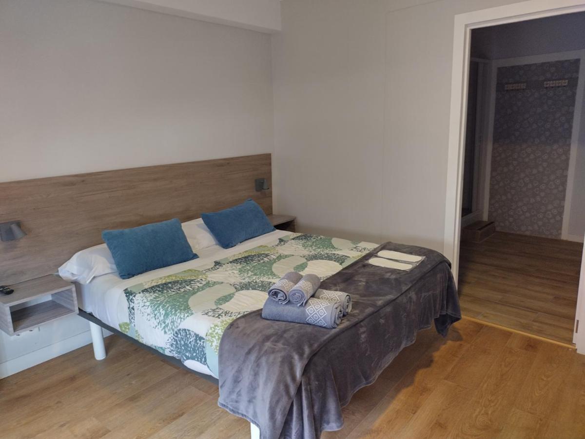 Double Room with Private Bathroom,1417685385:JPEG