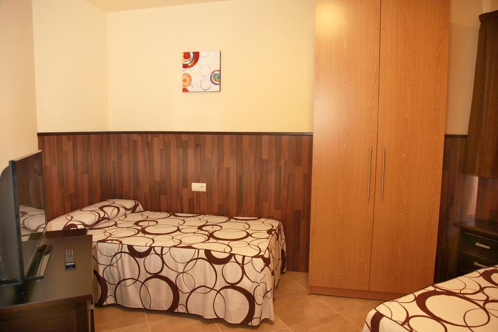 Standard Single Room with Shower,141321171:JPEG