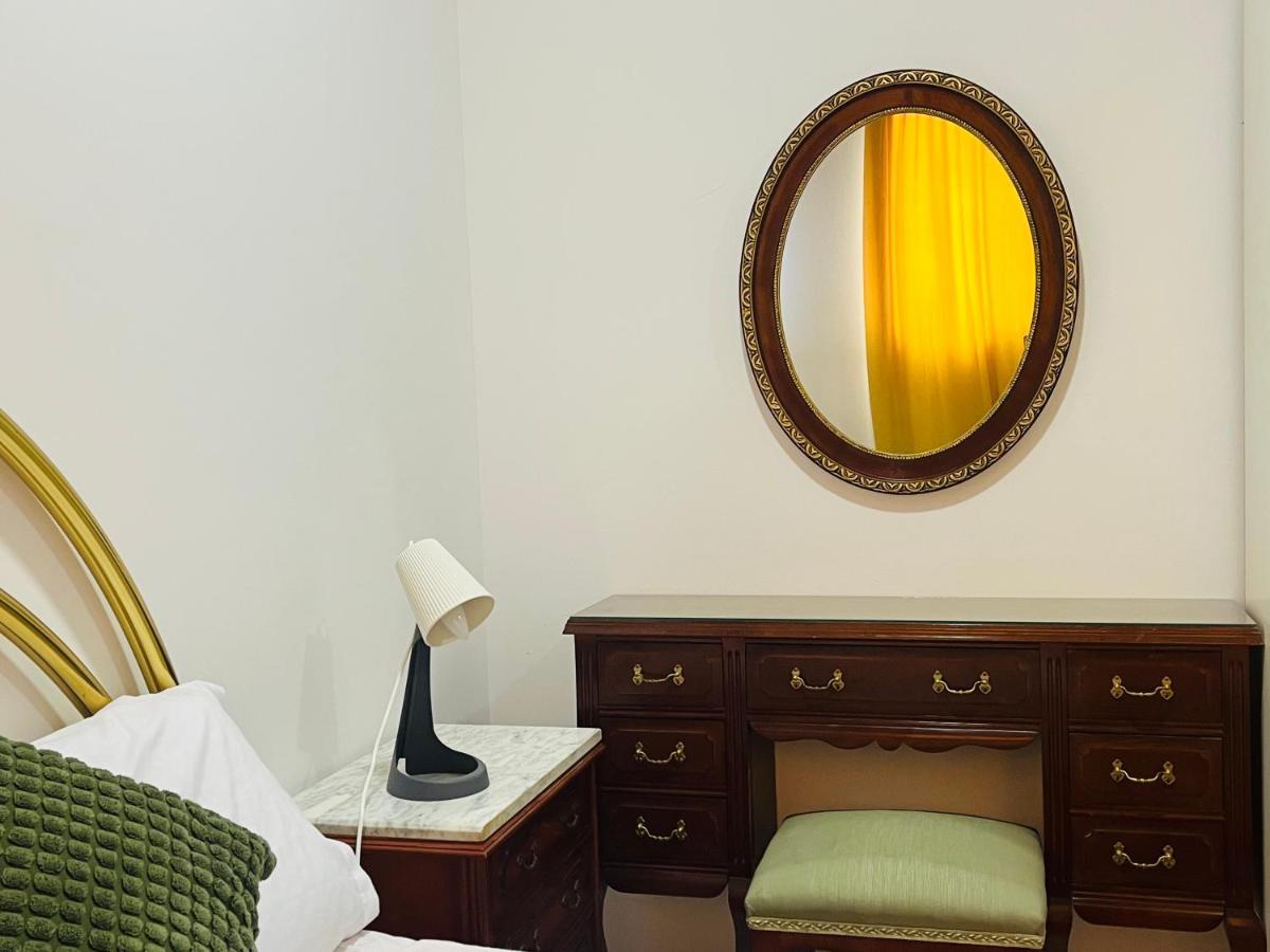 Chambre Lit Queen-Size Deluxe