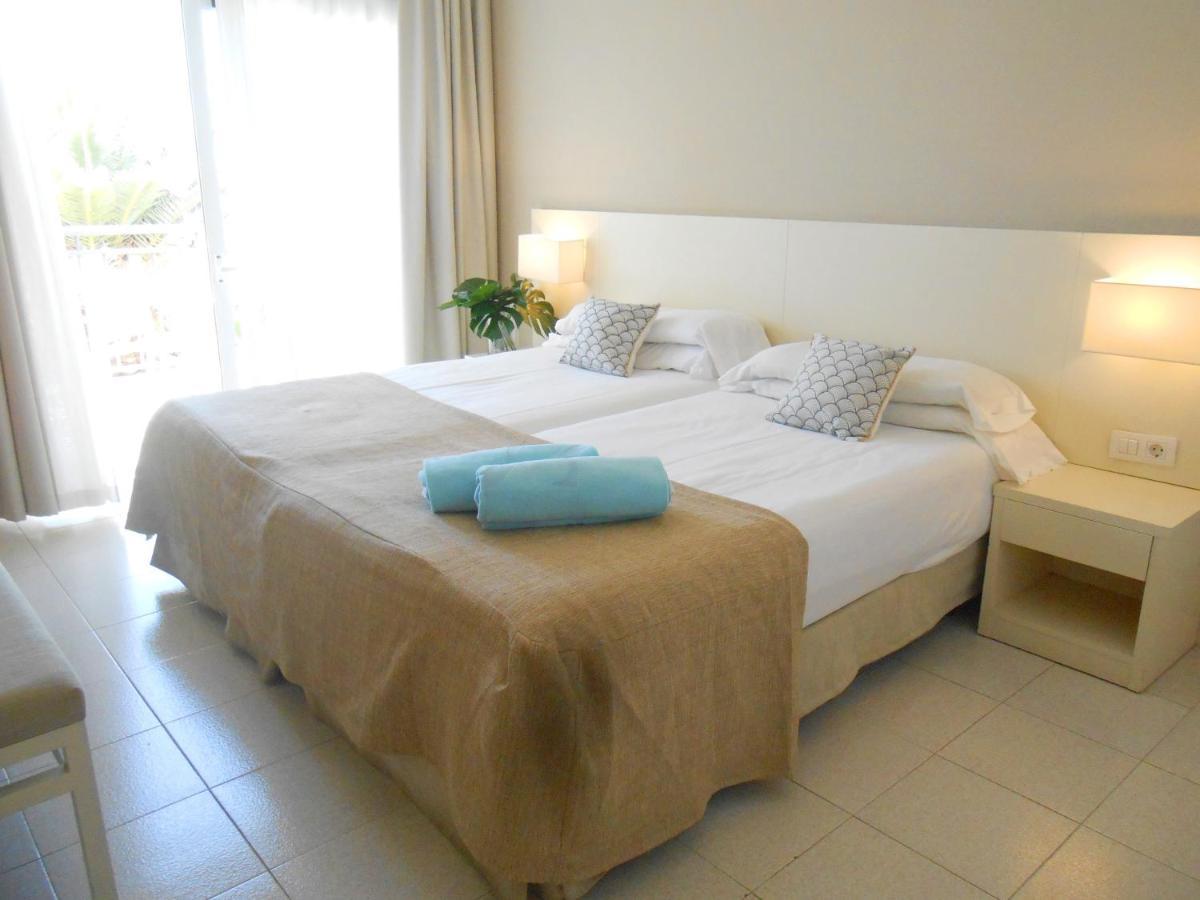 Three-Bedroom Silver Apartment without pool (6 Paxes)