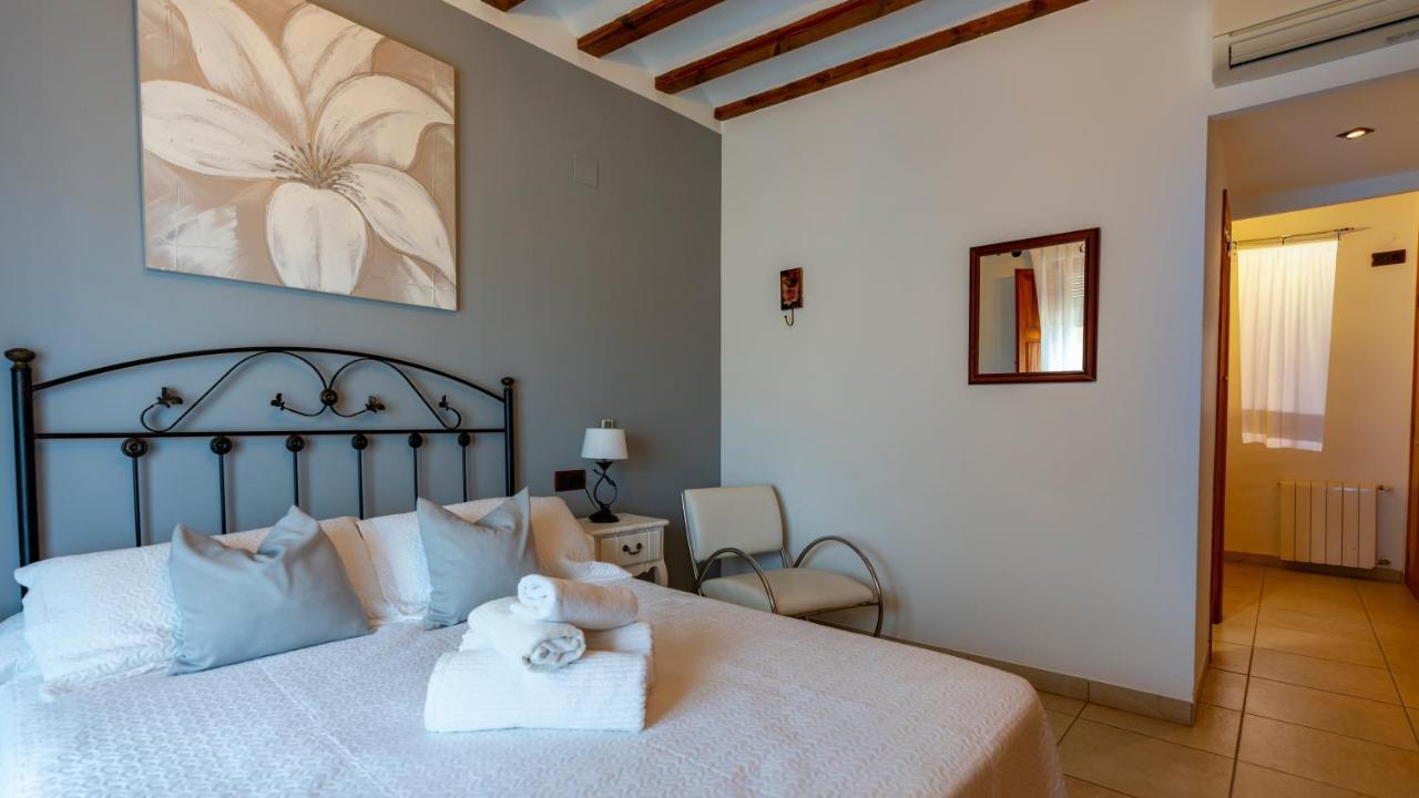 Double Room,1426453461:JPEG