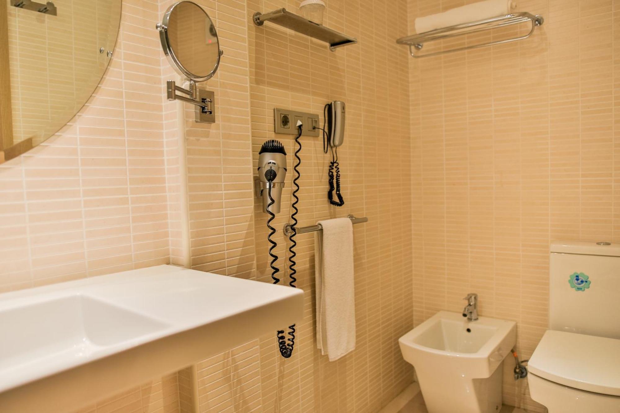 Economy Single Room