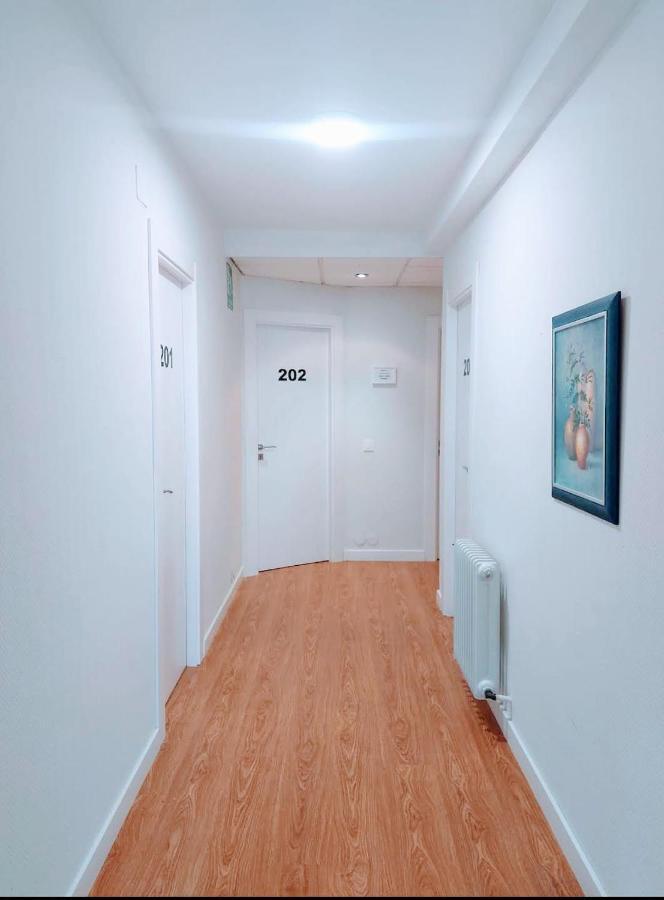 Basic Triple Room,1481063678:JPEG
