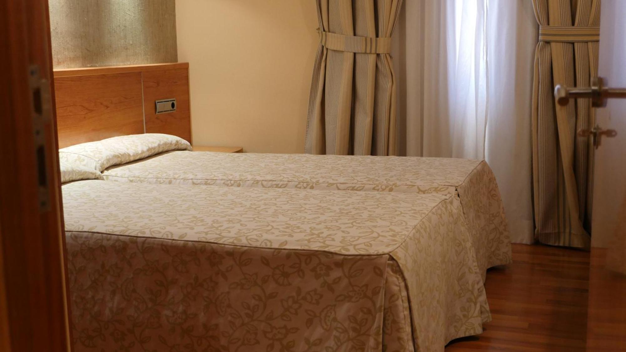 Classic Quadruple Room