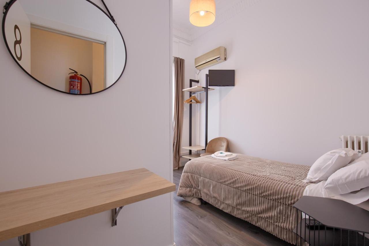 Single Room,1498991107:JPEG