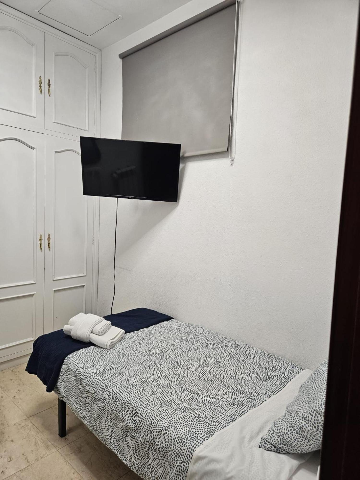Pokój jednoosobowy typu Standard ze wspólną łazienką