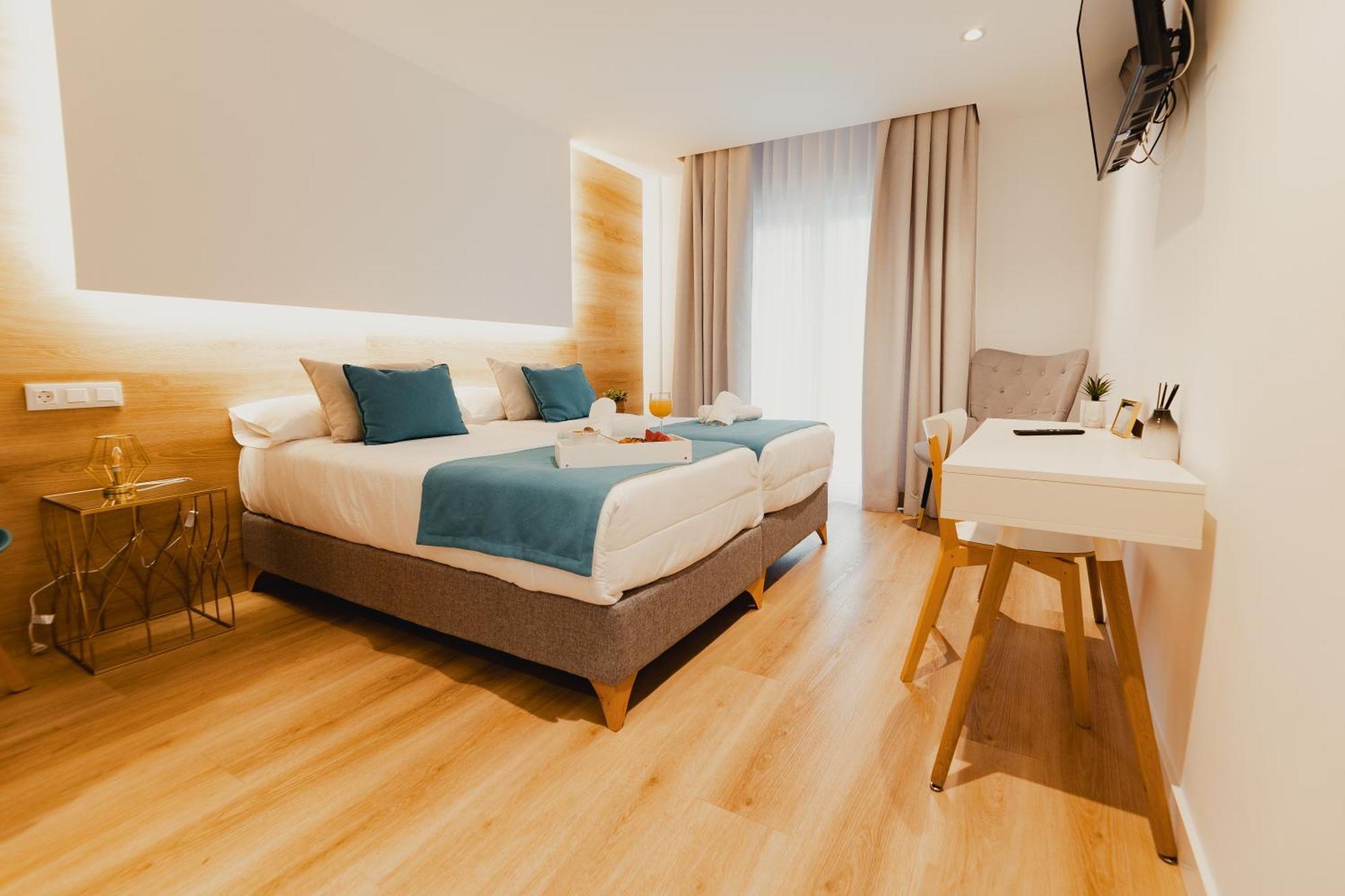 Habitación Doble con balcón - 2 camas