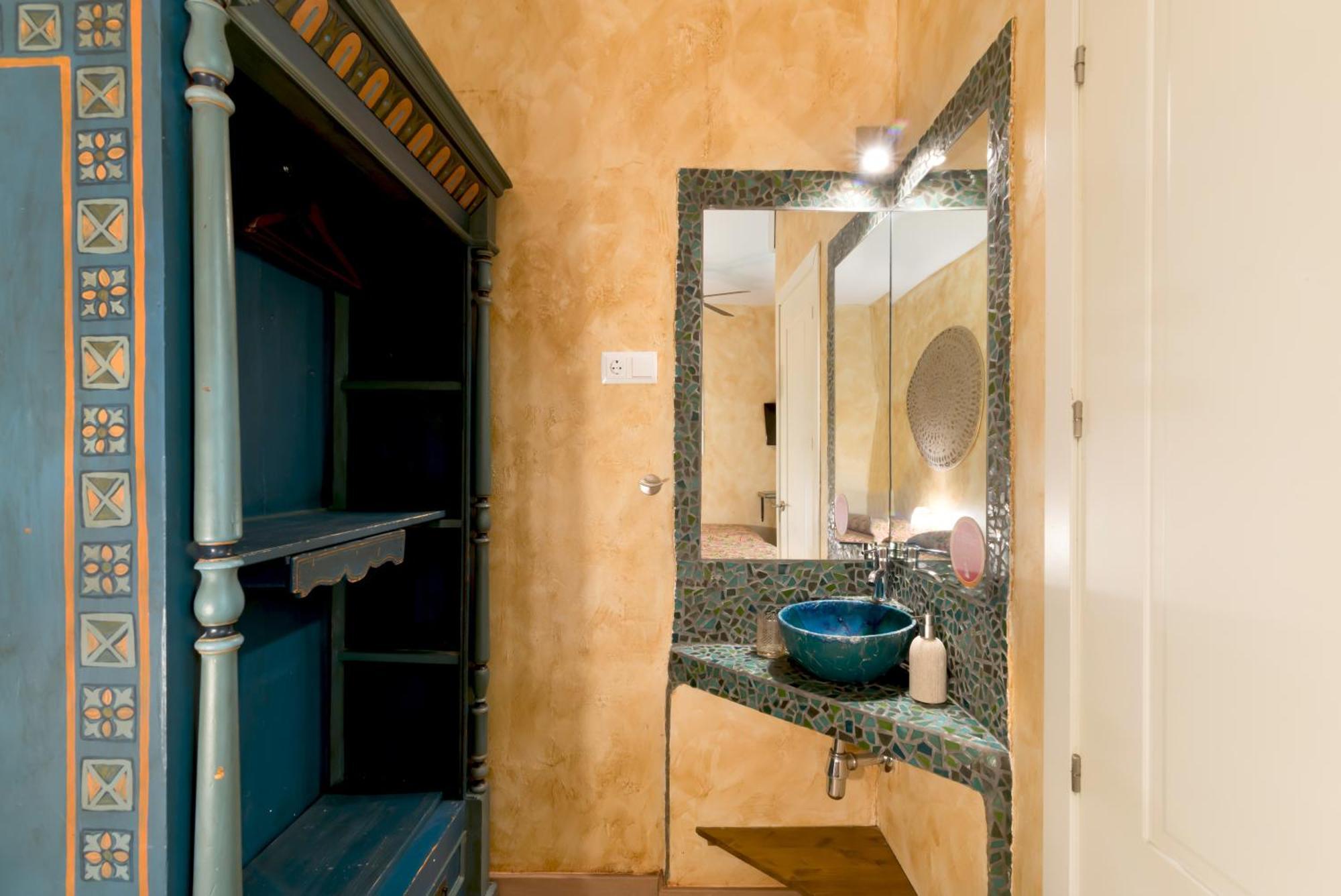 Economy Double or Twin Room