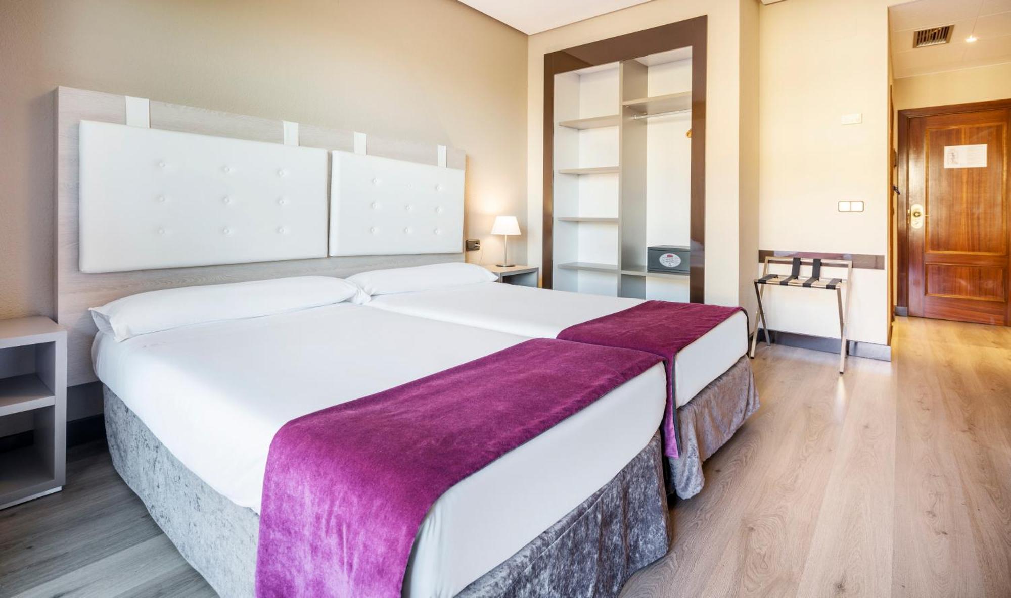 Double or Twin Room Terrace