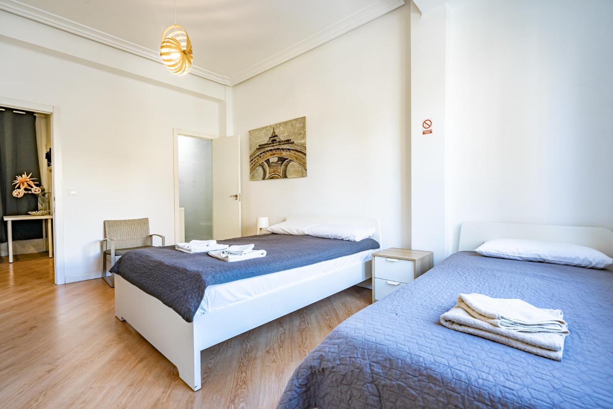 Triple Room Private Bathroom