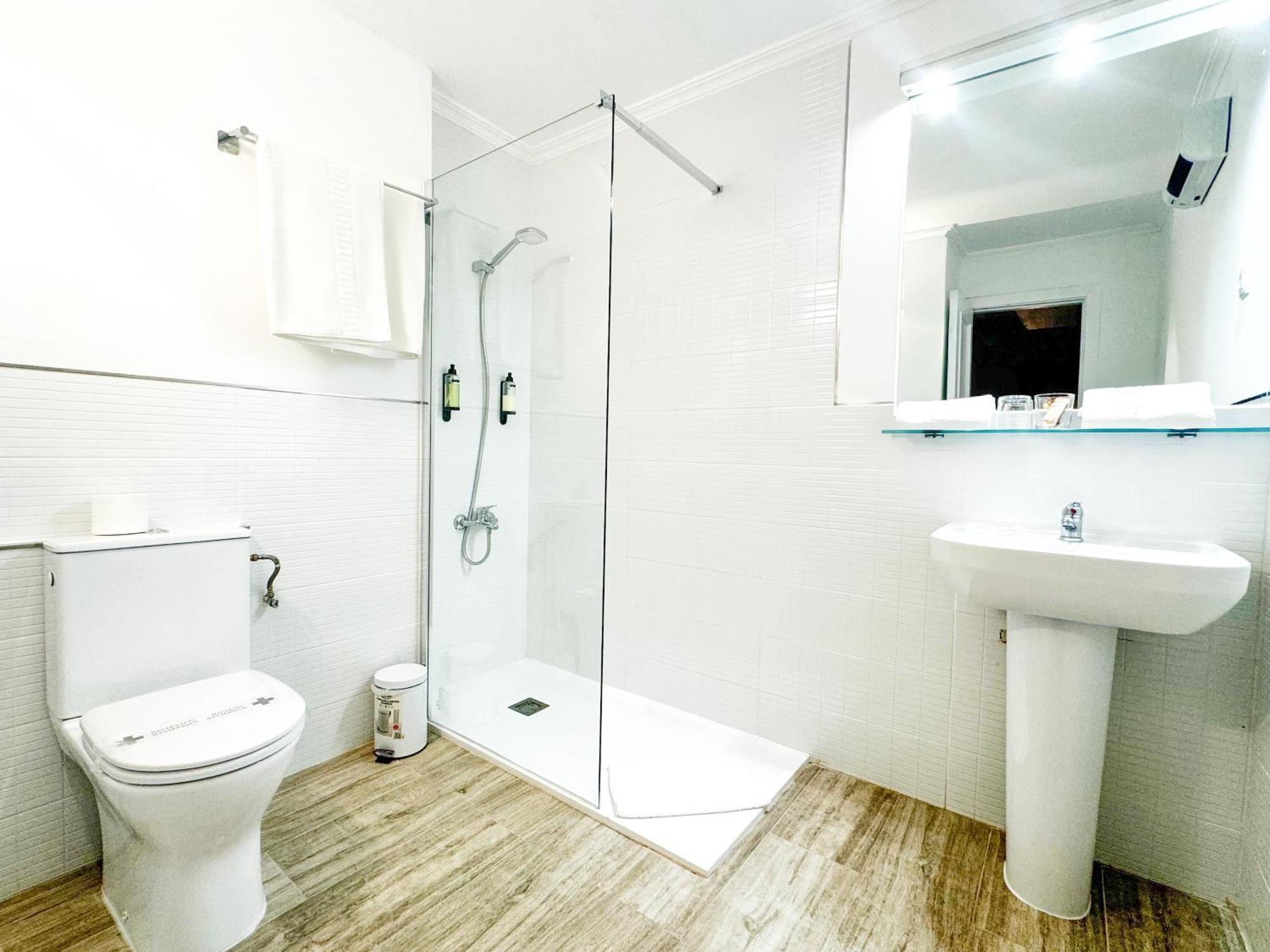 Budget Twin Room