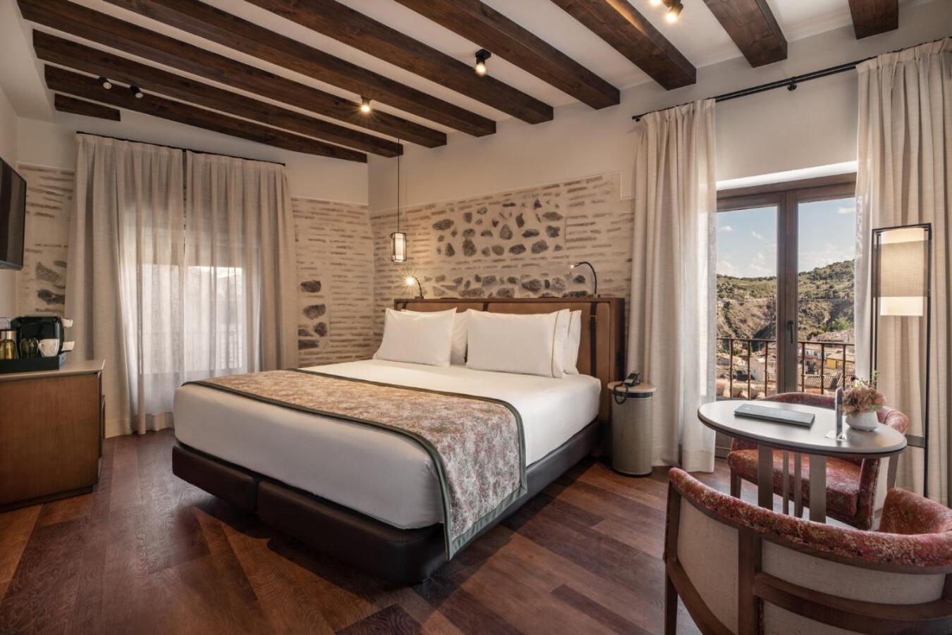 Deluxe Room views