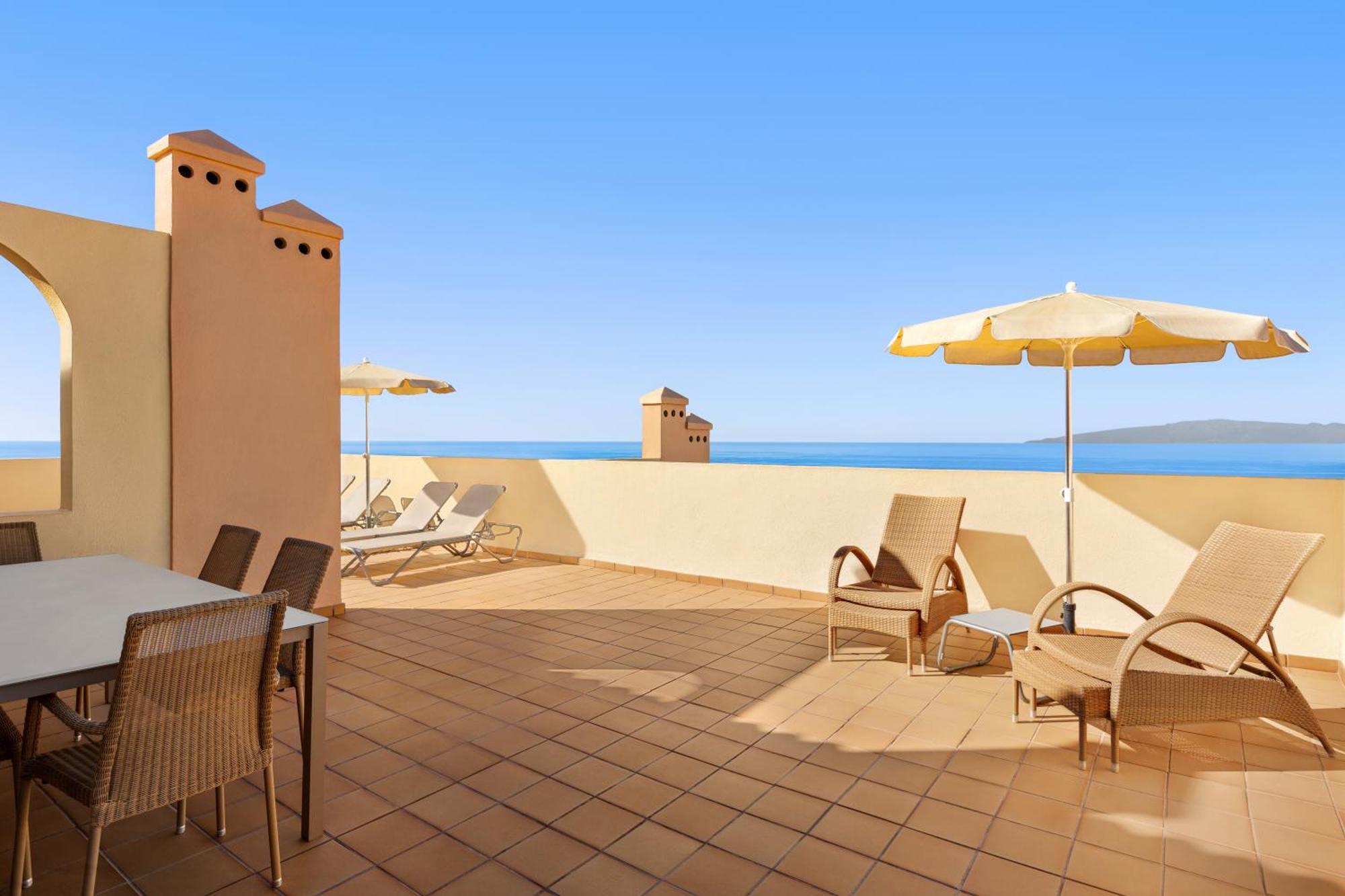 Appartamento con 3 Camere da Letto e Vista Mare