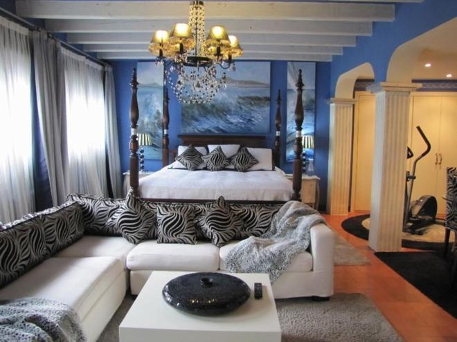 Deluxe Zimmer mit Kingsize-Bett