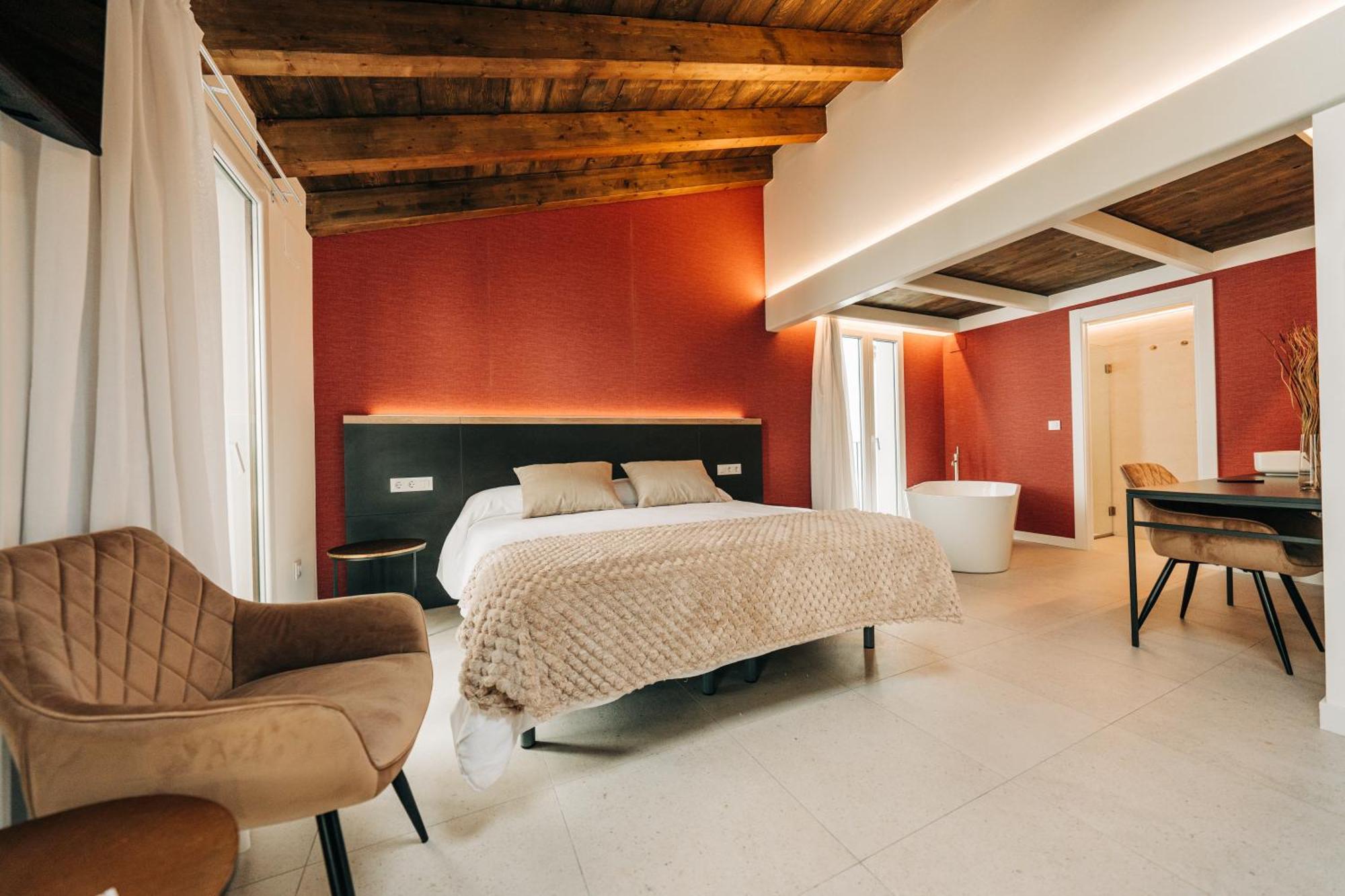 Queen Suite Spa Bath