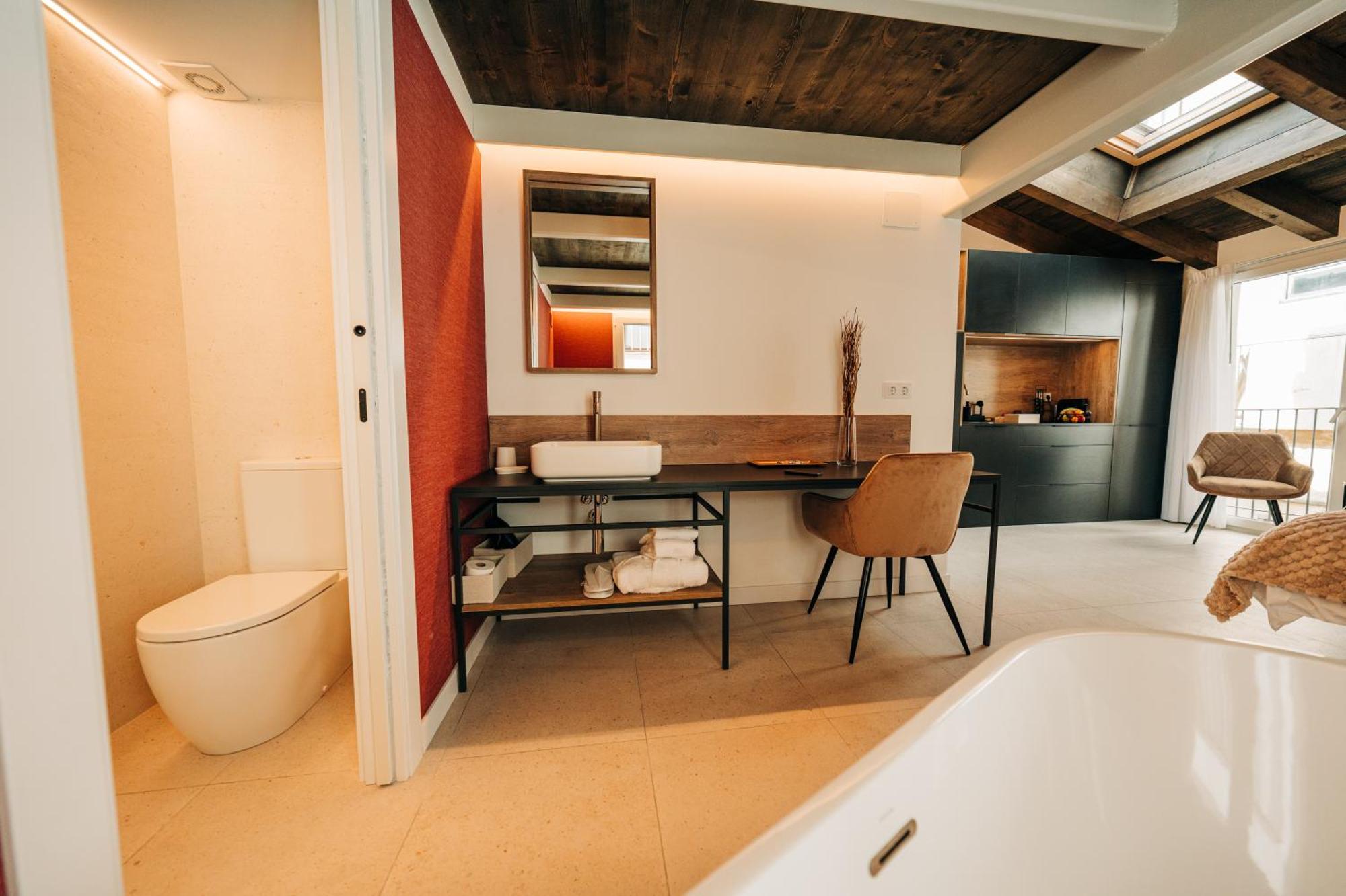 Queen Suite Spa Bath