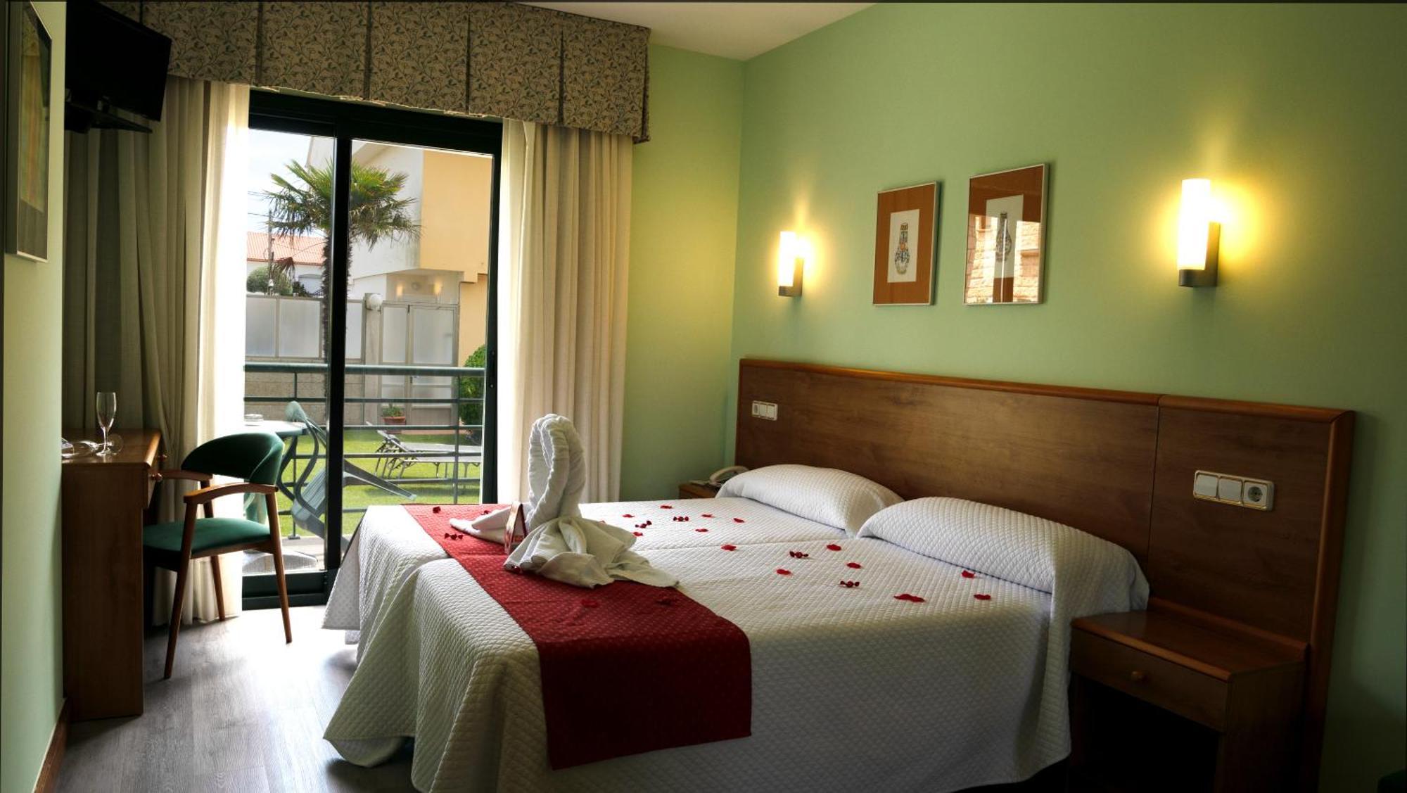 Double or Twin Room Pool View